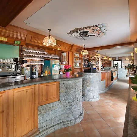 Gallo Cedrone Hotel 3*